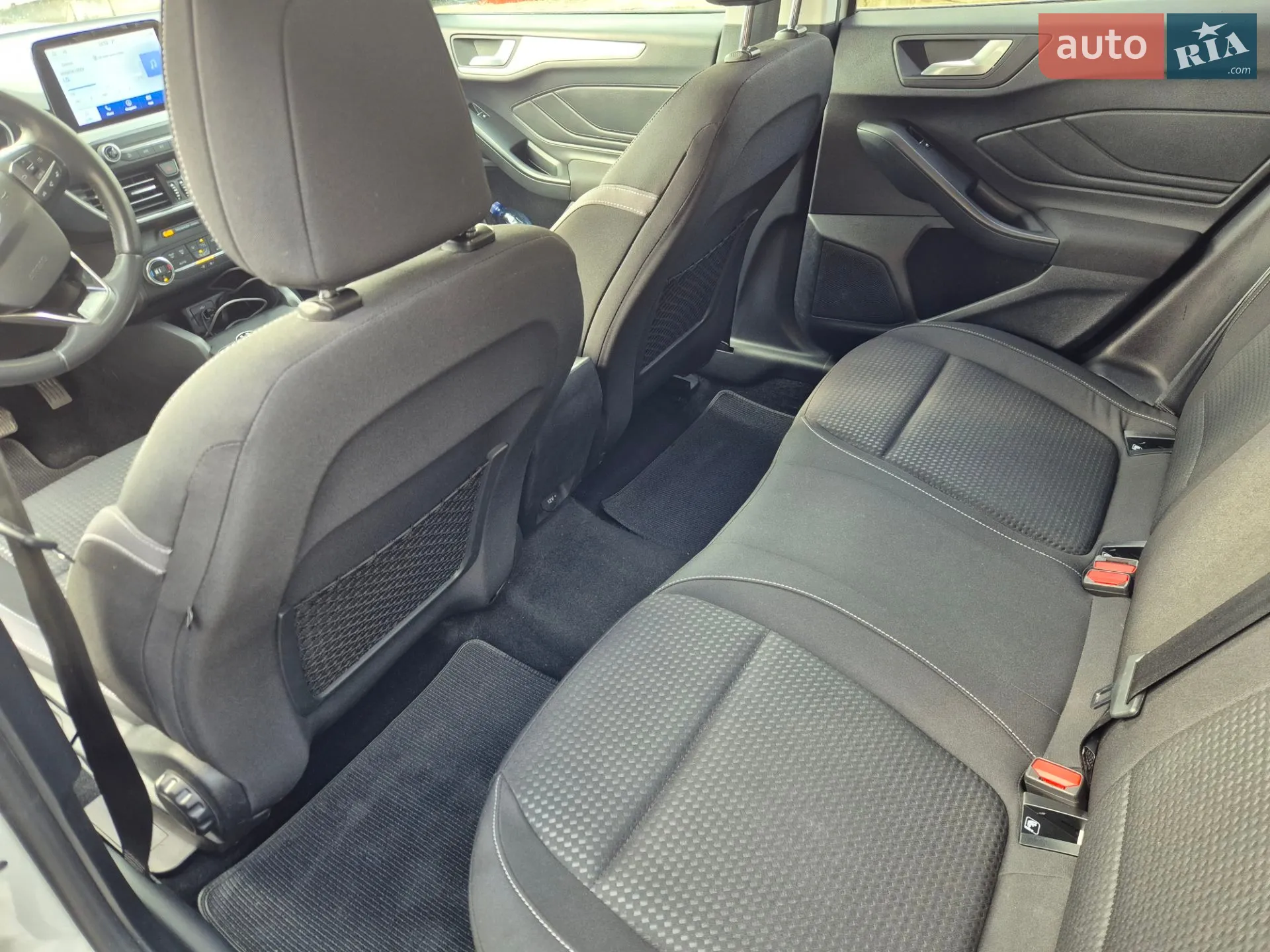 2020 Ford Focus - мініатюра 11