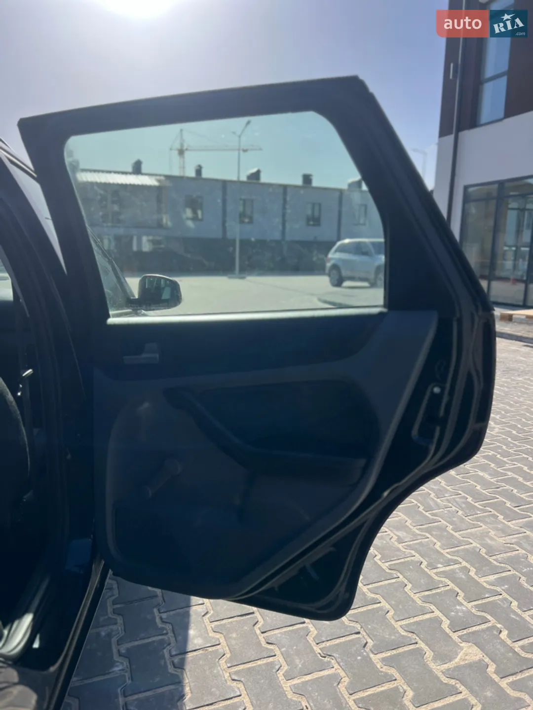 2010 Ford Focus - мініатюра 18