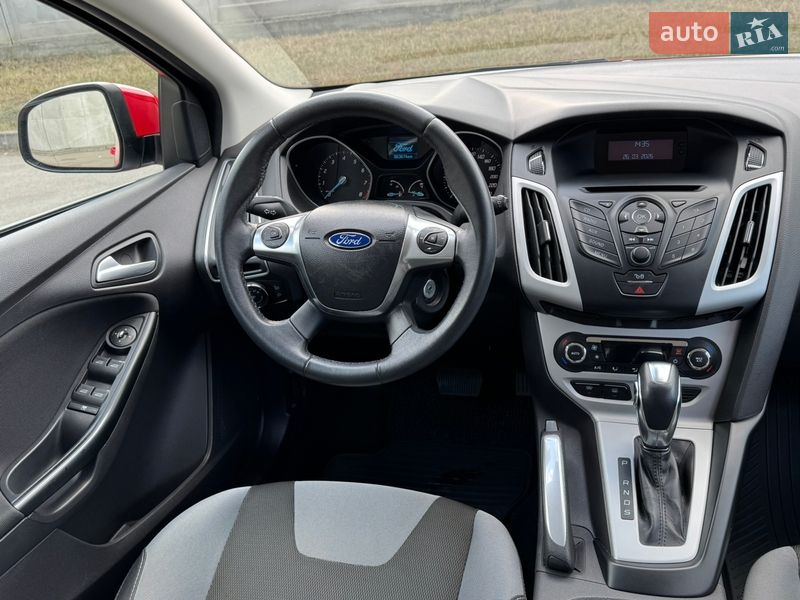 Хэтчбек Ford Focus 2011 в Киеве