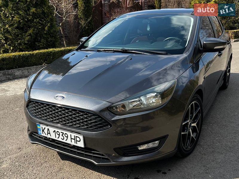Хэтчбек Ford Focus 2015 в Ровно