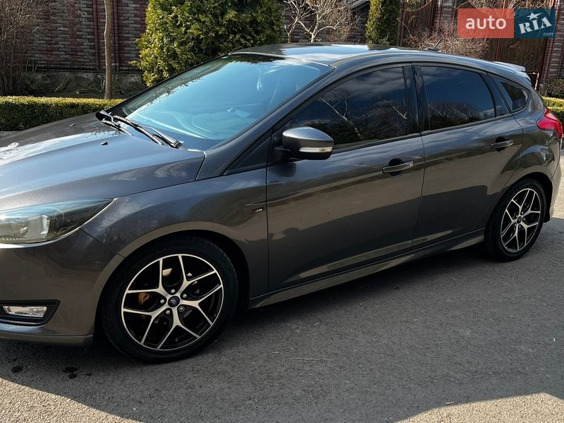 Хетчбек Ford Focus 2015 в Києві фото 5 Хетчбек Ford Focus 2015 в Києві