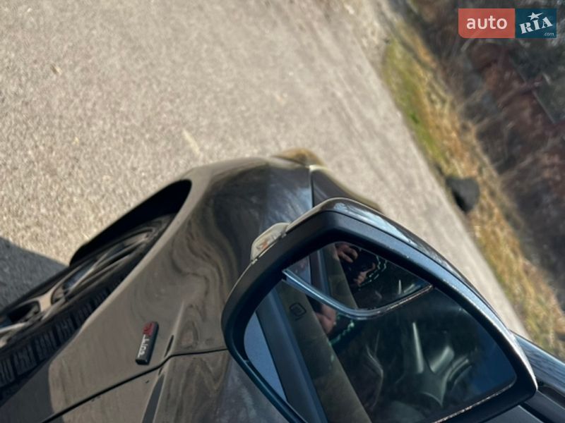 Хэтчбек Ford Focus 2015 в Ровно