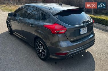 Хэтчбек Ford Focus 2015 в Ровно