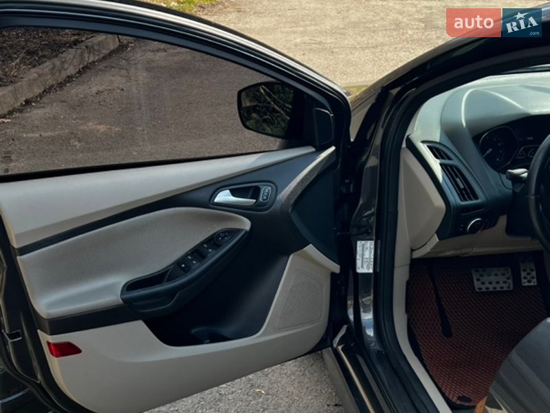 Хетчбек Ford Focus 2015 в Києві фото 20 Хетчбек Ford Focus 2015 в Києві