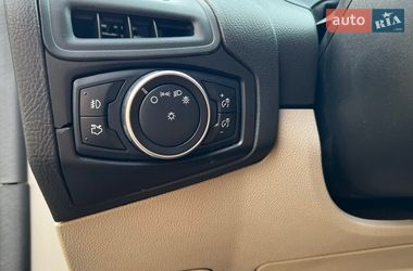 Хэтчбек Ford Focus 2015 в Ровно