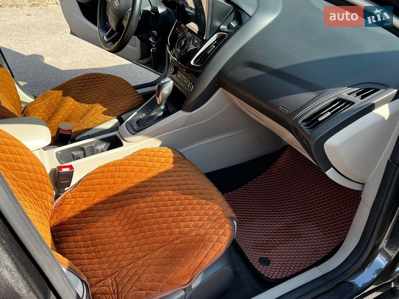Хетчбек Ford Focus 2015 в Києві фото 45 Хетчбек Ford Focus 2015 в Києві