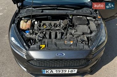 Хэтчбек Ford Focus 2015 в Ровно