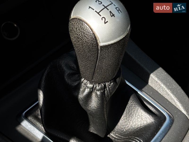 Хэтчбек Ford Focus 2007 в Белогородке фото 24 Хэтчбек Ford Focus 2007 в Белогородке