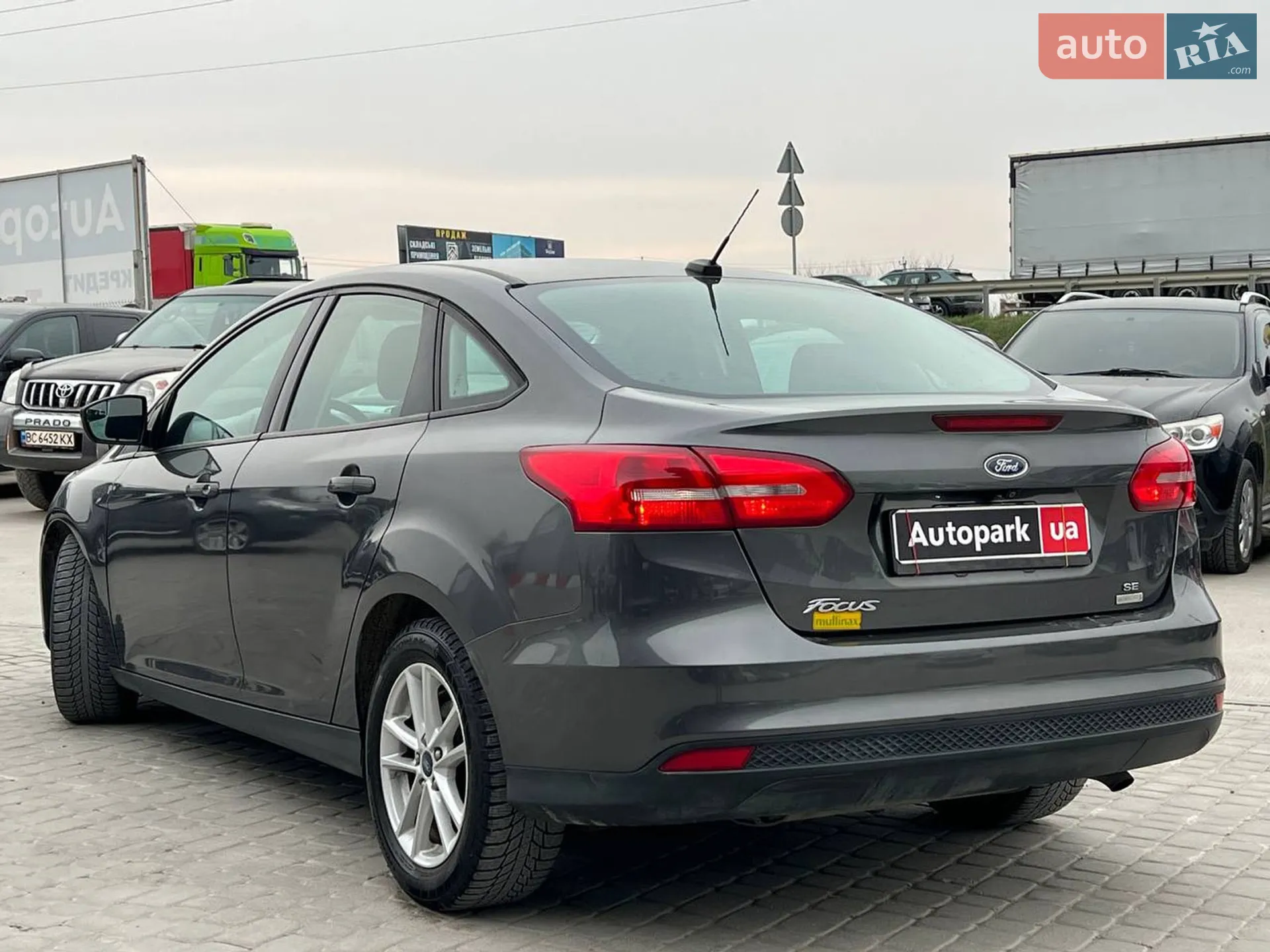 2017 Ford Focus - мініатюра 5