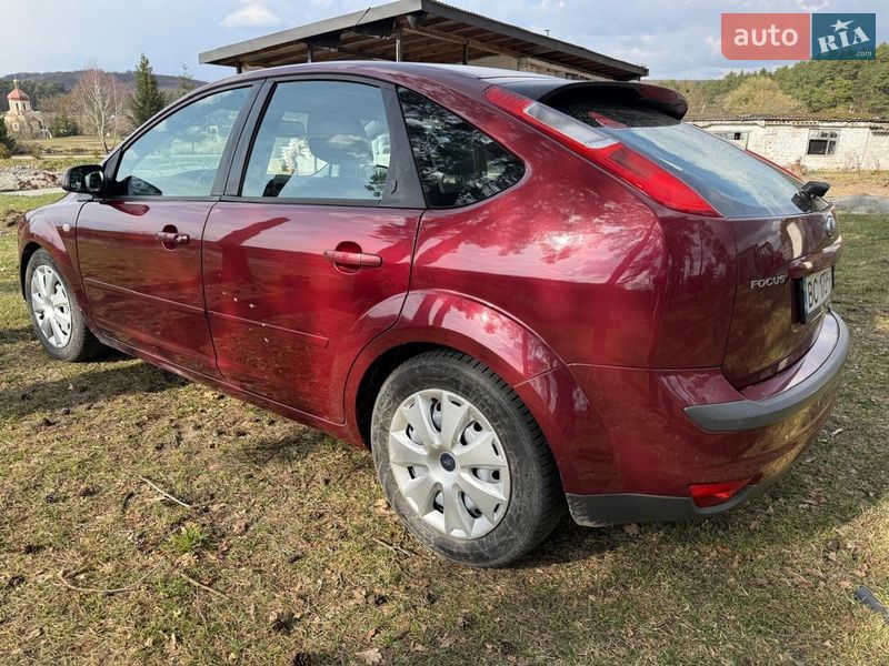 Хетчбек Ford Focus 2005 в Києві фото 7 Хетчбек Ford Focus 2005 в Києві