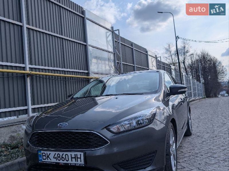 Седан Ford Focus 2015 в Хмельницькому