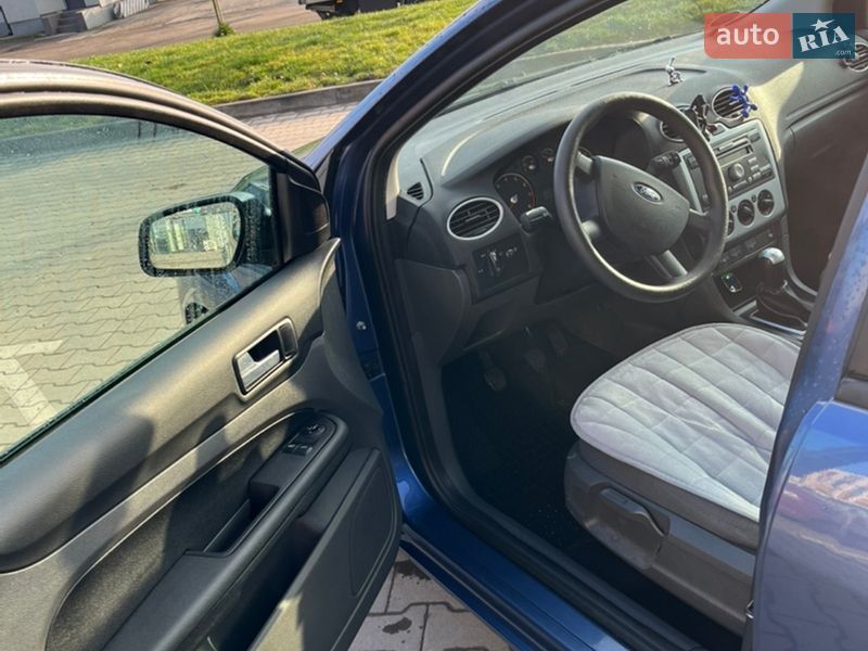 Хетчбек Ford Focus 2005 в Луцьку