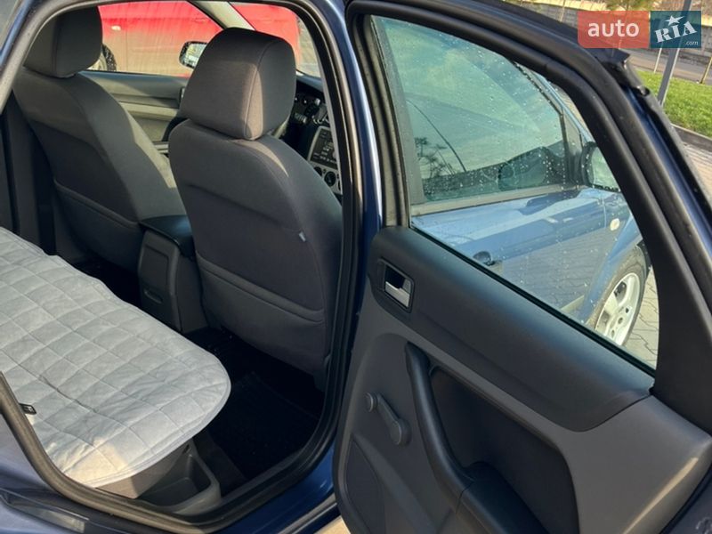Хетчбек Ford Focus 2005 в Луцьку