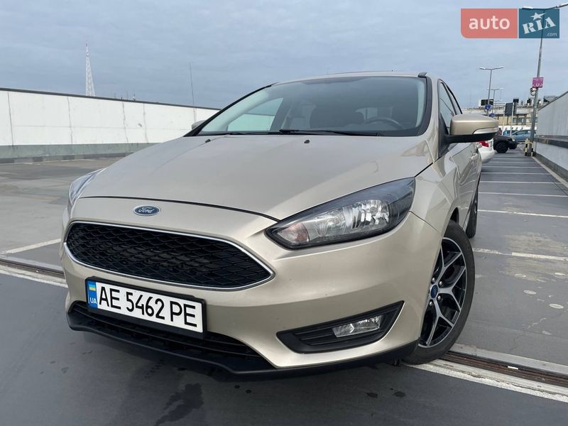 Хетчбек Ford Focus 2017 в Дніпрі фото 15 Хетчбек Ford Focus 2017 в Дніпрі