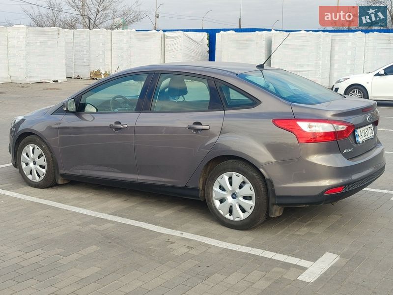 Седан Ford Focus 2013 в Николаеве фото 8 Седан Ford Focus 2013 в Николаеве