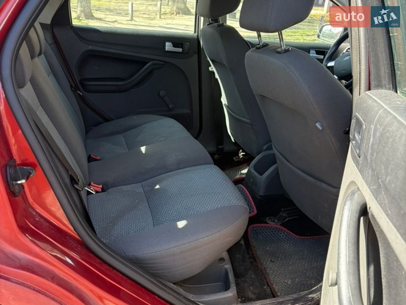 Хэтчбек Ford Focus 2007 в Харькове фото 13 Хэтчбек Ford Focus 2007 в Харькове