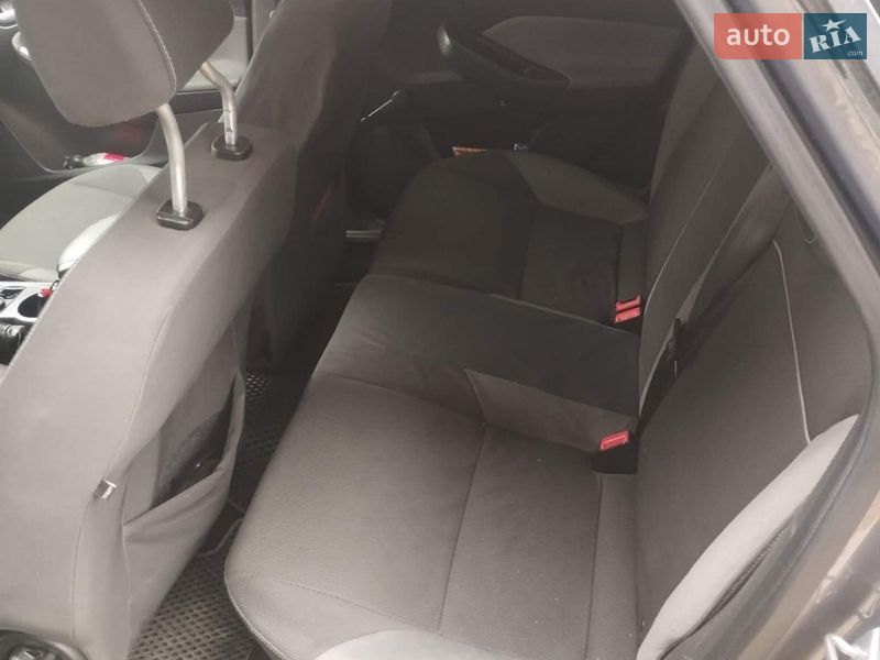 Универсал Ford Focus 2011 в Старом Самборе