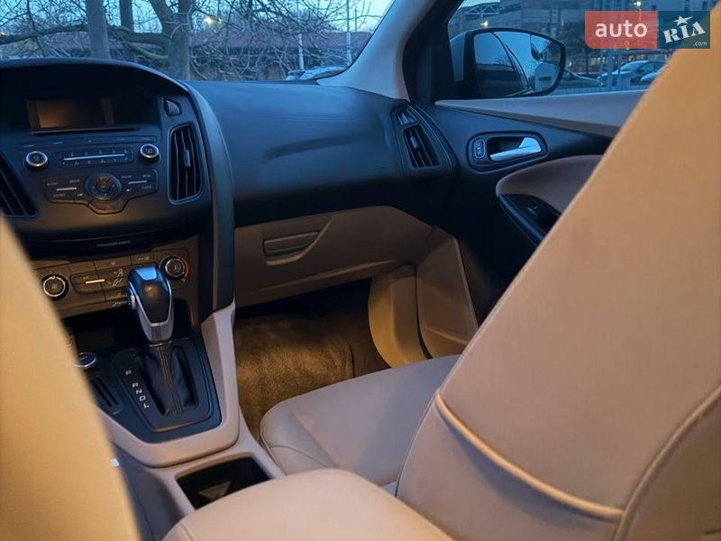 Седан Ford Focus 2015 в Днепре фото 12 Седан Ford Focus 2015 в Днепре