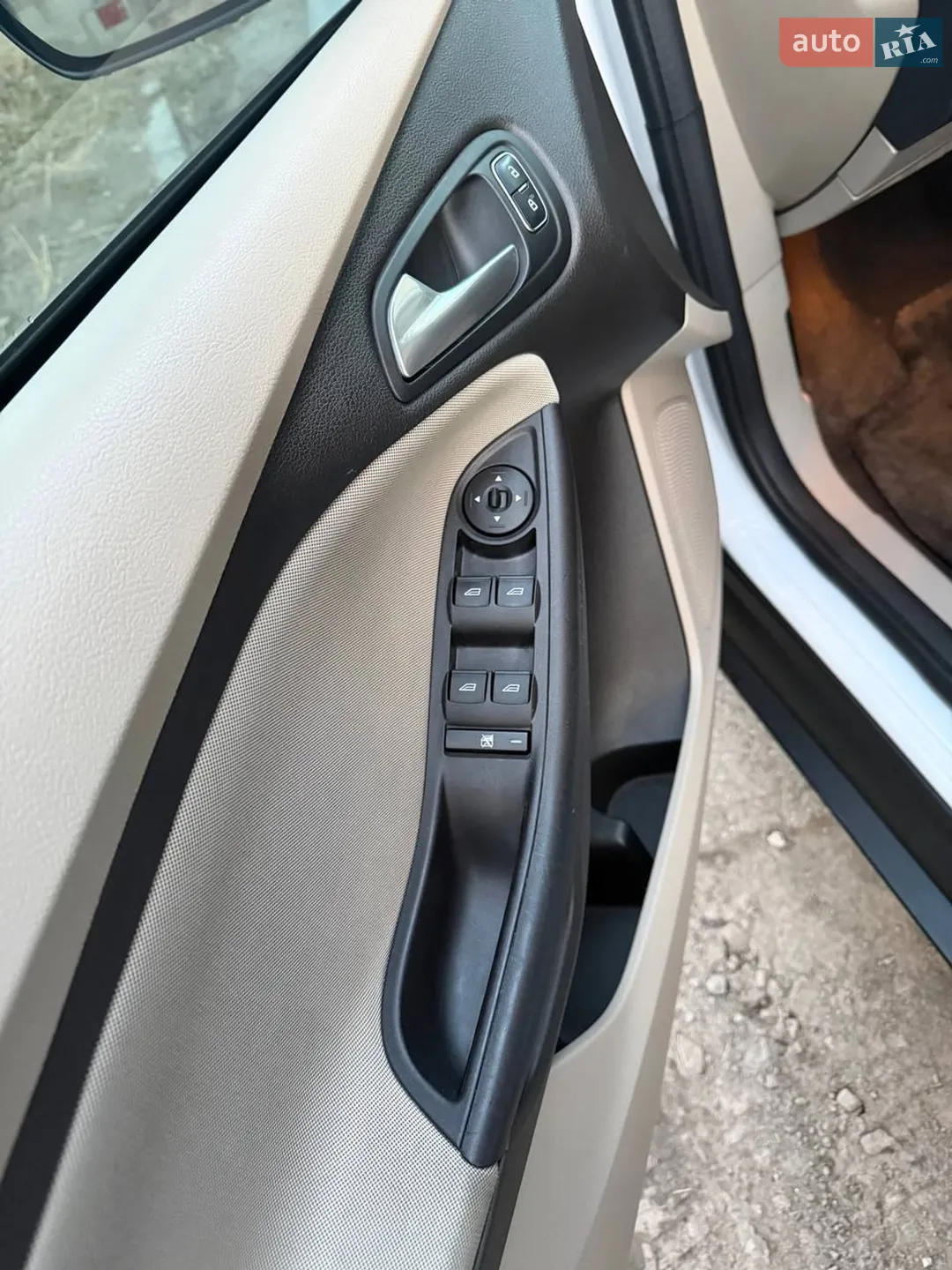 2015 Ford Focus - мініатюра 23
