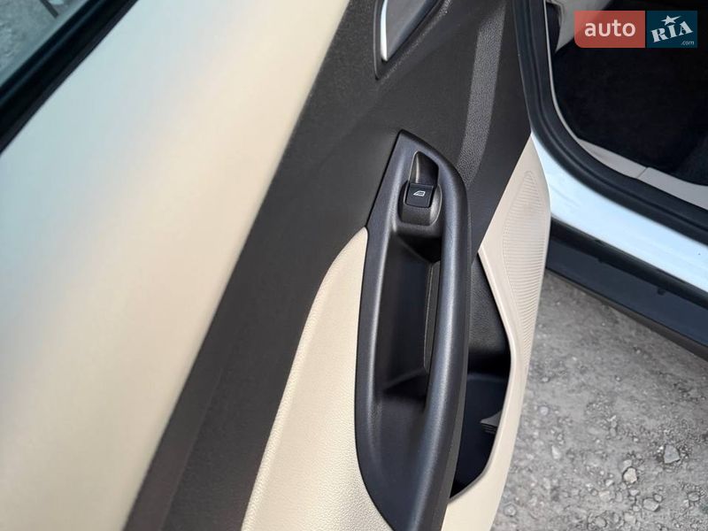 Седан Ford Focus 2015 в Днепре