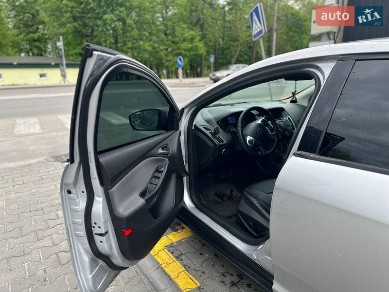 Седан Ford Focus 2013 в Прилуках фото 10 Седан Ford Focus 2013 в Прилуках