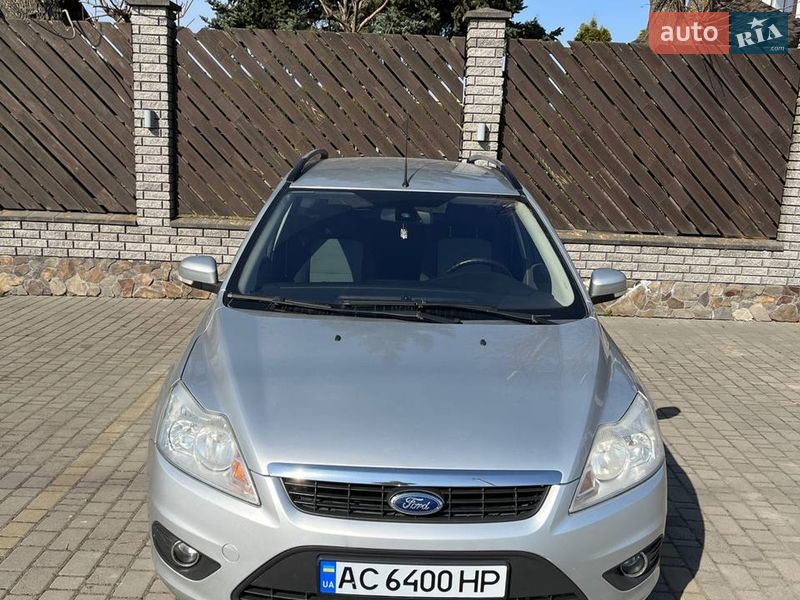 Универсал Ford Focus 2010 в Луцке фото 2 Универсал Ford Focus 2010 в Луцке