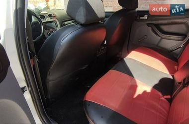 Универсал Ford Focus 2009 в Ромнах
