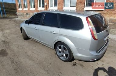 Универсал Ford Focus 2009 в Ромнах
