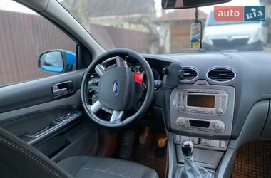 Универсал Ford Focus 2010 в Жовкве