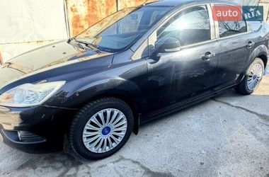 Хэтчбек Ford Focus 2010 в Киеве