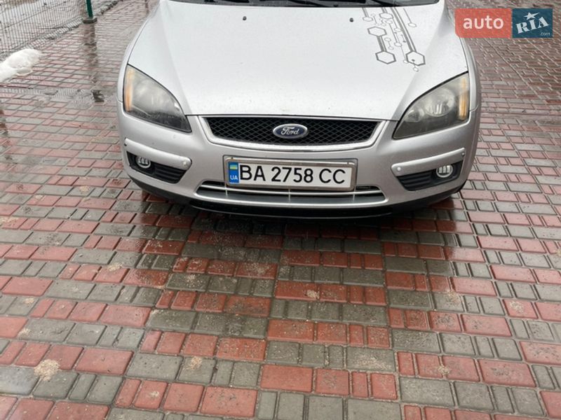 Хэтчбек Ford Focus 2007 в Новоукраинке