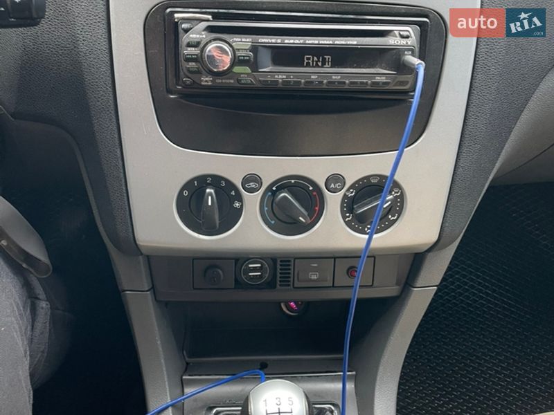Хэтчбек Ford Focus 2007 в Новоукраинке