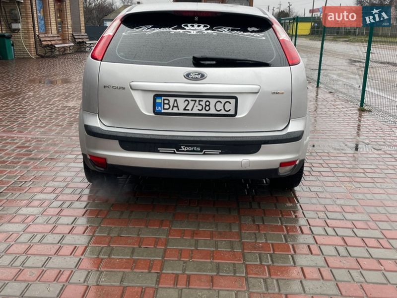 Хэтчбек Ford Focus 2007 в Новоукраинке