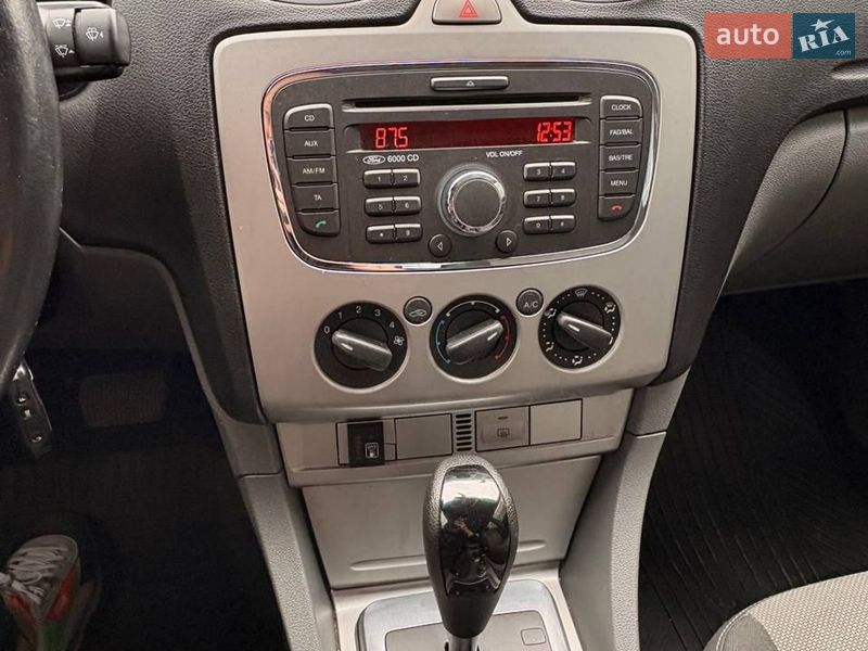 Хэтчбек Ford Focus 2010 в Чернигове