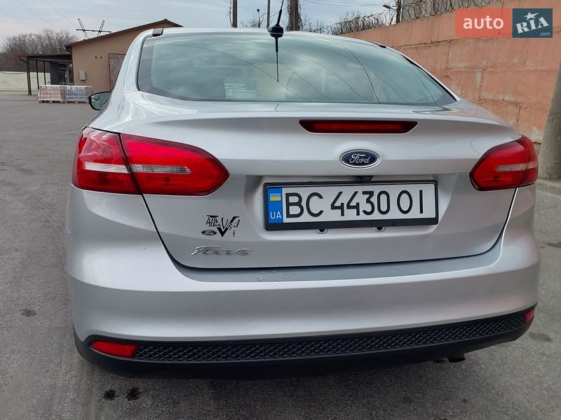 Седан Ford Focus 2017 в Днепре