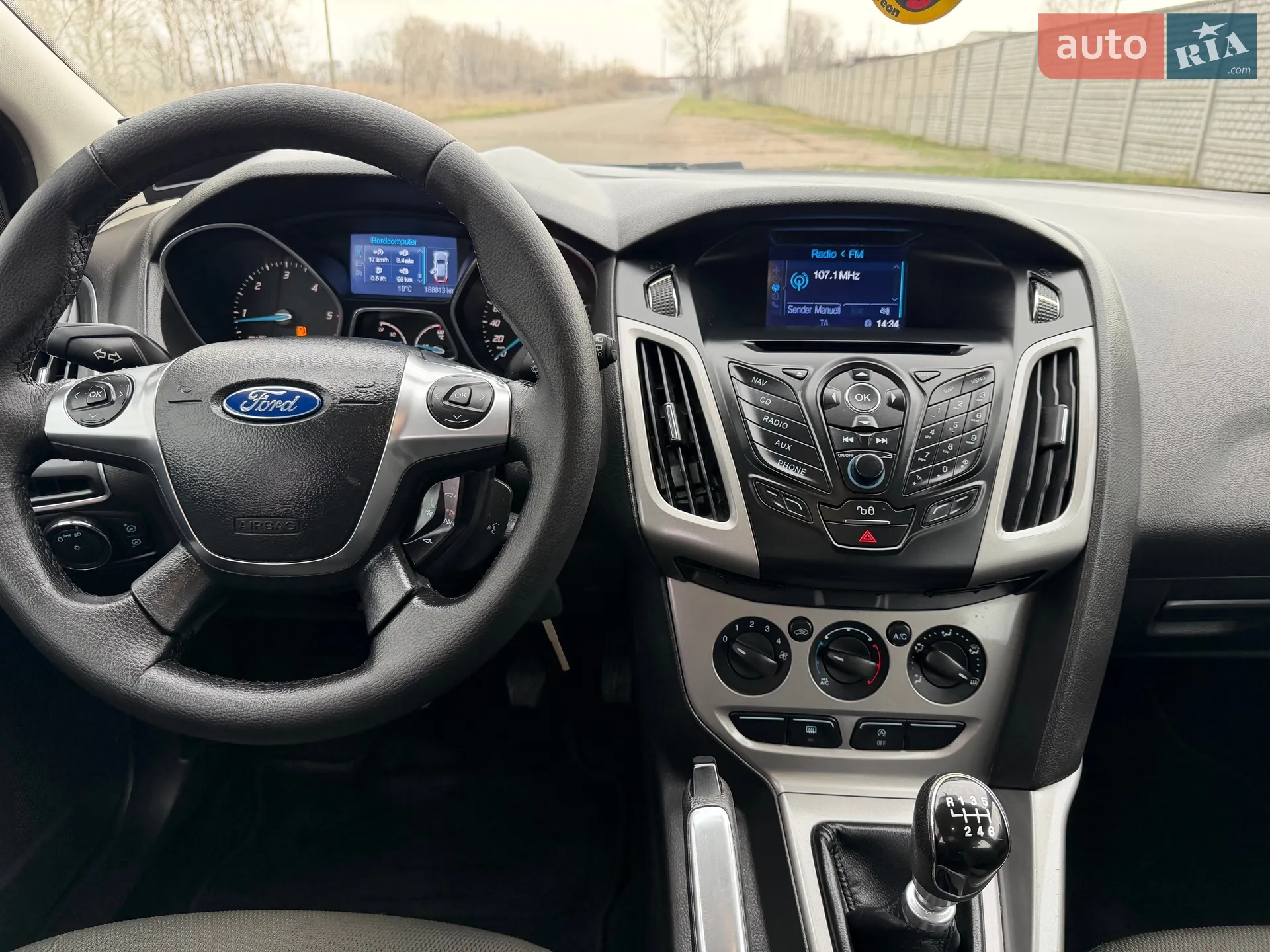 2011 Ford Focus - мініатюра 23