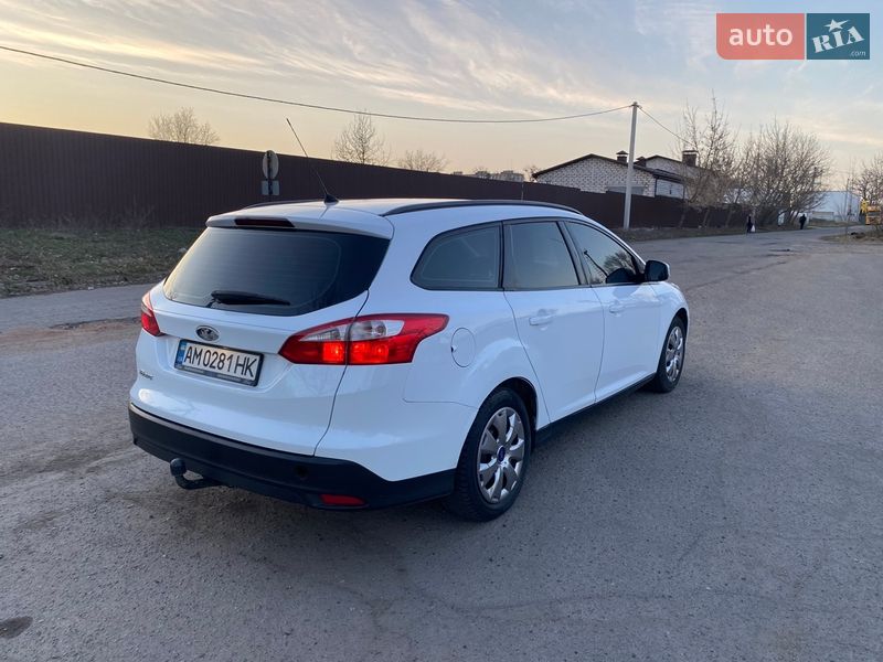 Универсал Ford Focus 2011 в Полтаве фото 2 Универсал Ford Focus 2011 в Полтаве