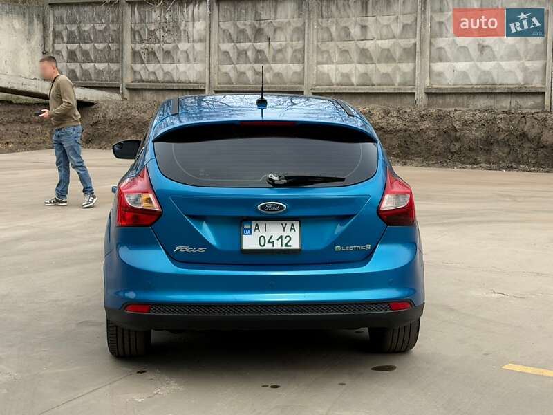 Хетчбек Ford Focus 2012 в Золотоноші