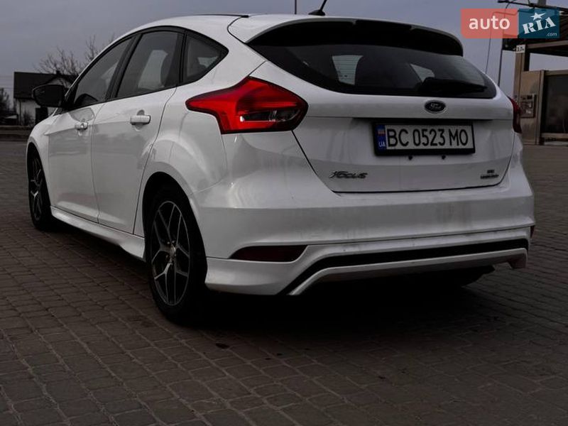 Хэтчбек Ford Focus 2015 в Городке фото 9 Хэтчбек Ford Focus 2015 в Городке