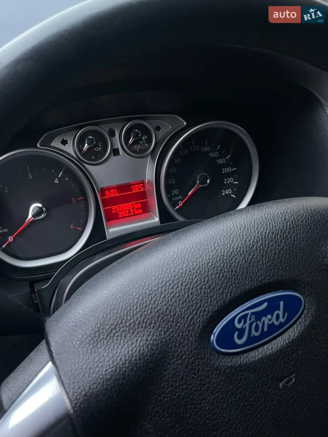 2010 Ford Focus - мініатюра 19