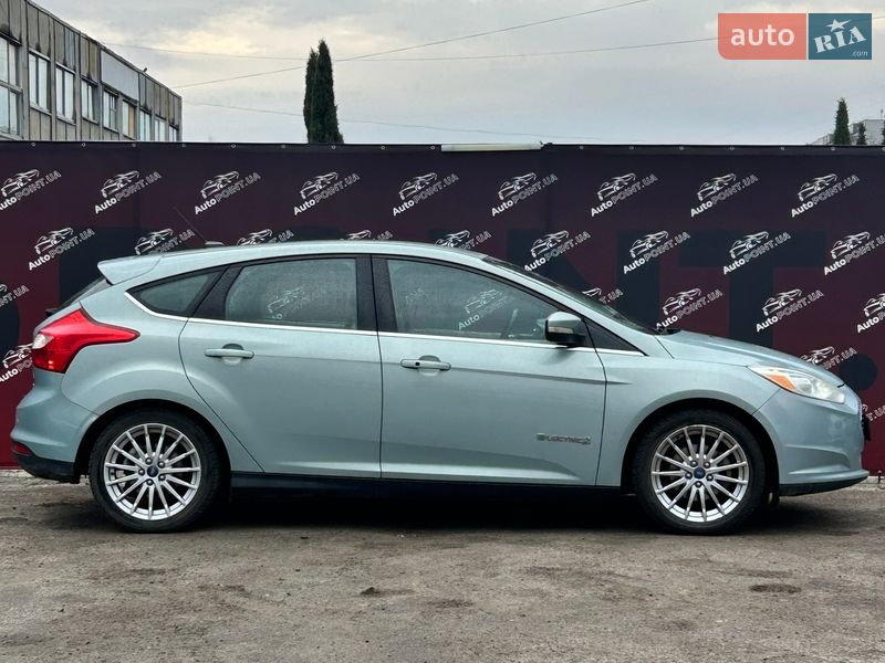 Хэтчбек Ford Focus 2012 в Сумах фото 4 Хэтчбек Ford Focus 2012 в Сумах