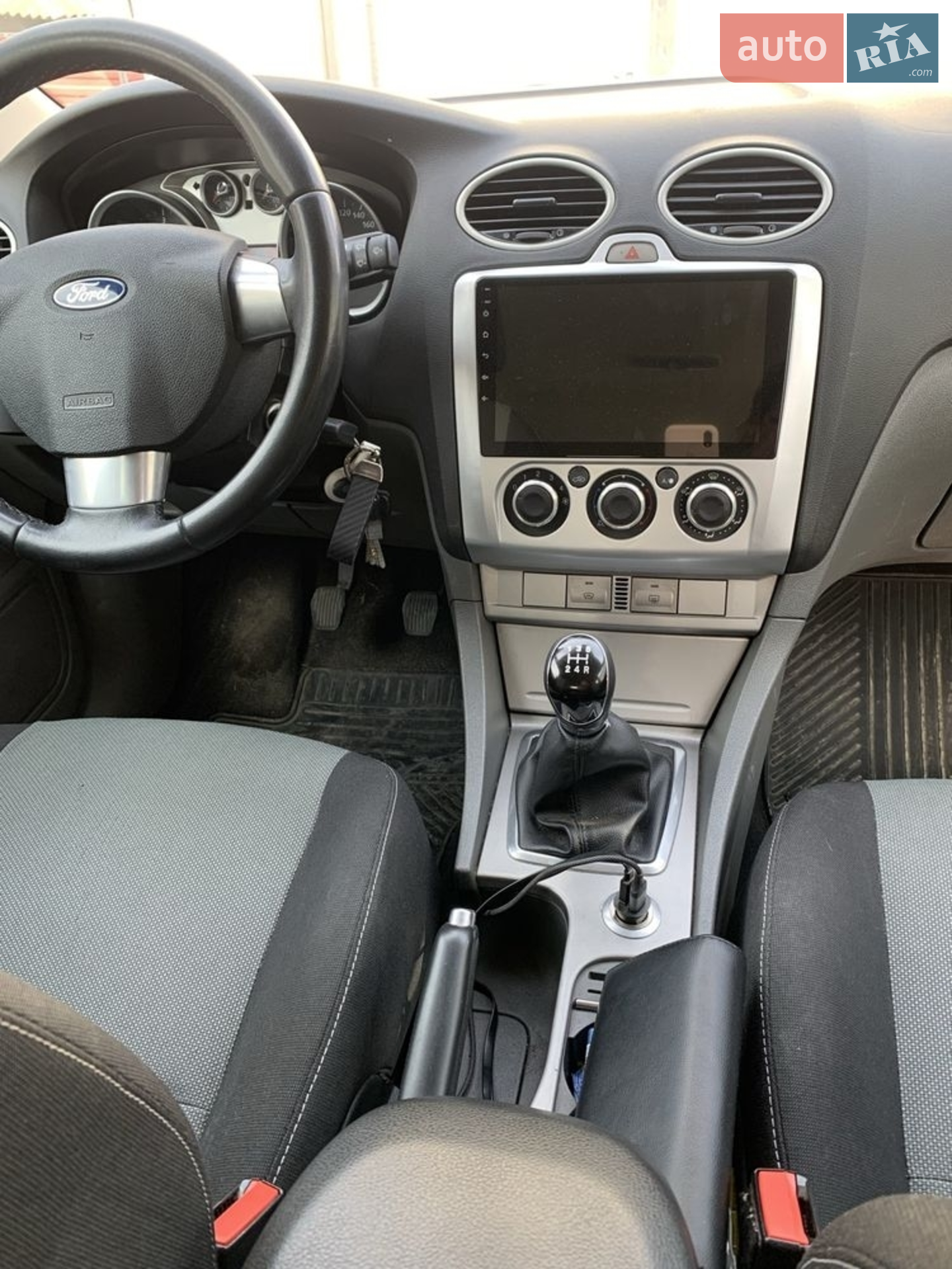 2010 Ford Focus - мініатюра 3