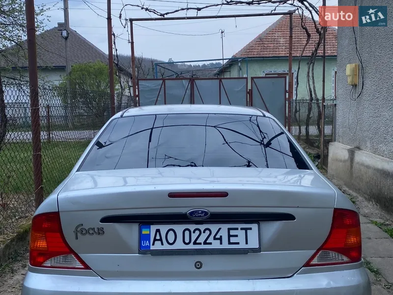 Ford Focus 2001 VIN WF0FXXWPDF1G08209 фото оголошення 7 з 47