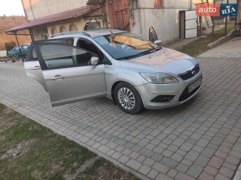 Універсал Ford Focus 2010 в Самборі