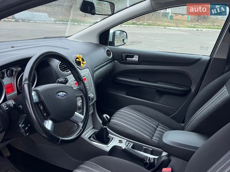 Універсал Ford Focus 2008 в Радивиліві
