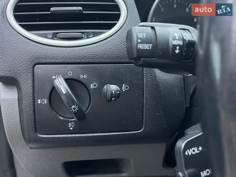 Універсал Ford Focus 2008 в Радивиліві