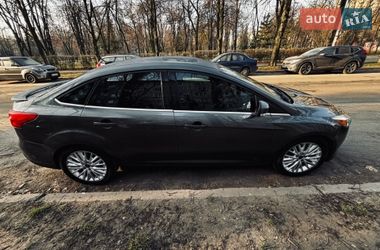 Седан Ford Focus 2017 в Киеве