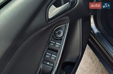 Седан Ford Focus 2017 в Киеве