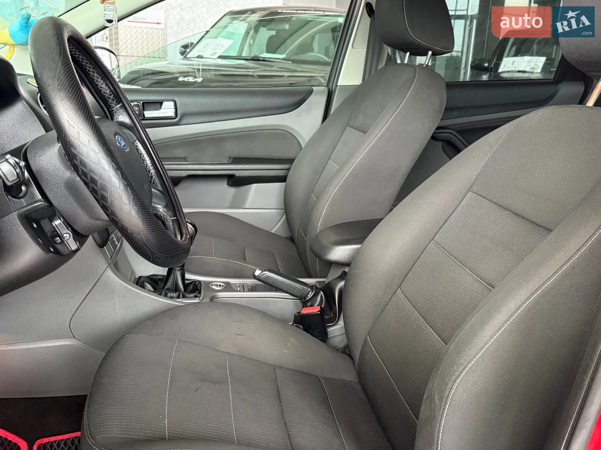 2010 Ford Focus - мініатюра 15