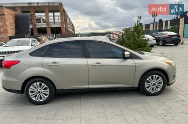 Седан Ford Focus 2015 в Хмельницькому